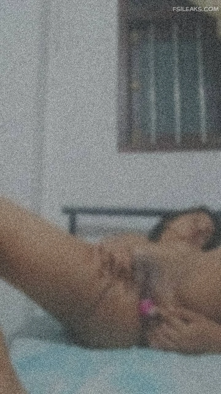 Sri Lankan Cute Girl Showing Body Nude Show Photos Part 2 - 13