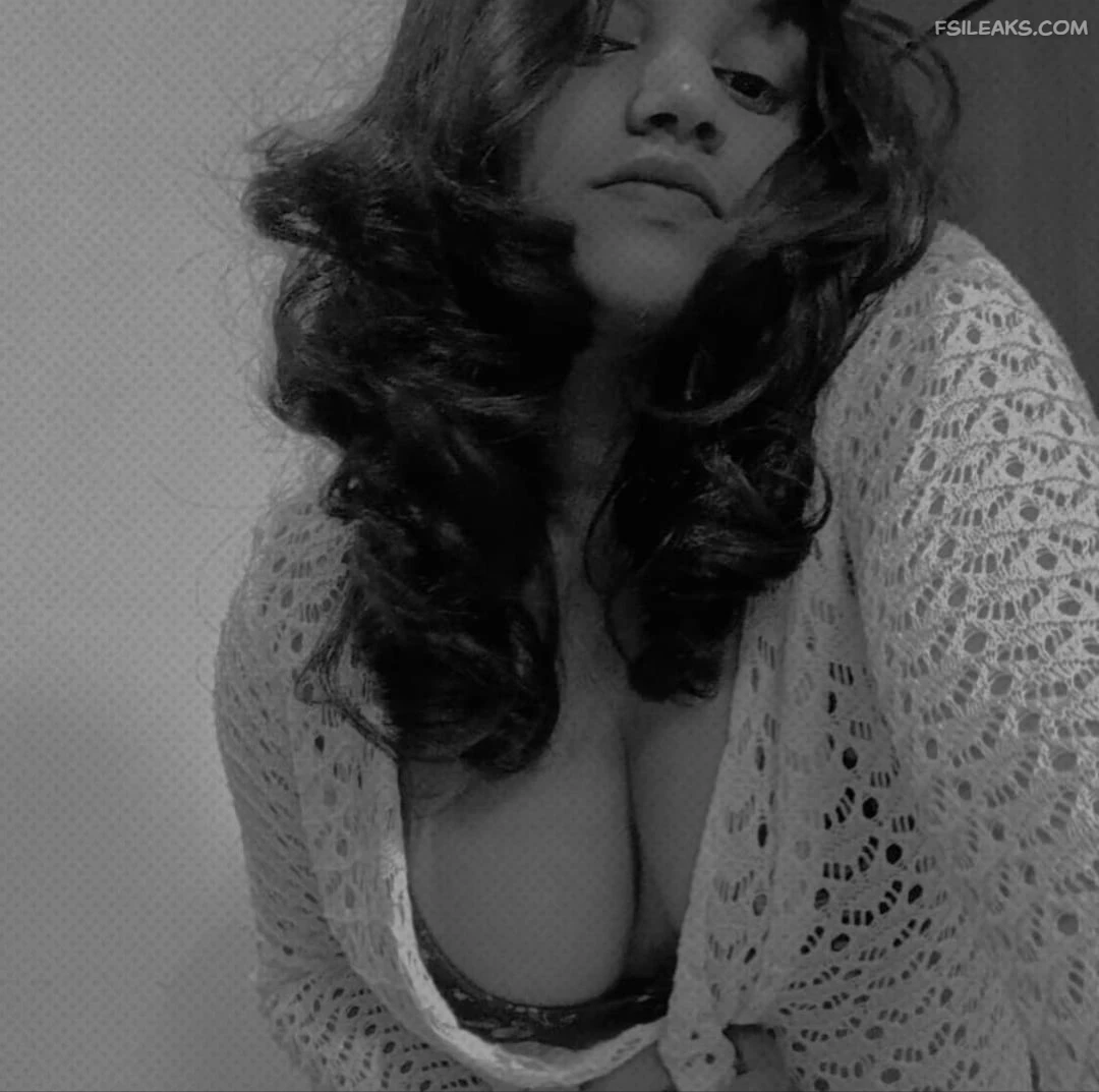 Sri Lankan Cute Girl Showing Body Nude Show Photos Part 2 - 5