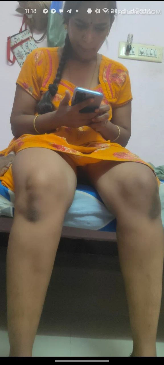 Tamil Wife's Secretly Captured Nude Photos - 6 Tamil Wife's Secretly Captured Nude Photos - 5