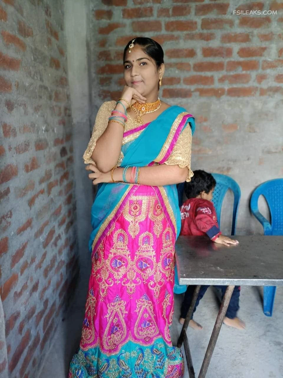 Village Girl Showing Boobs Nude Show Photos - 13